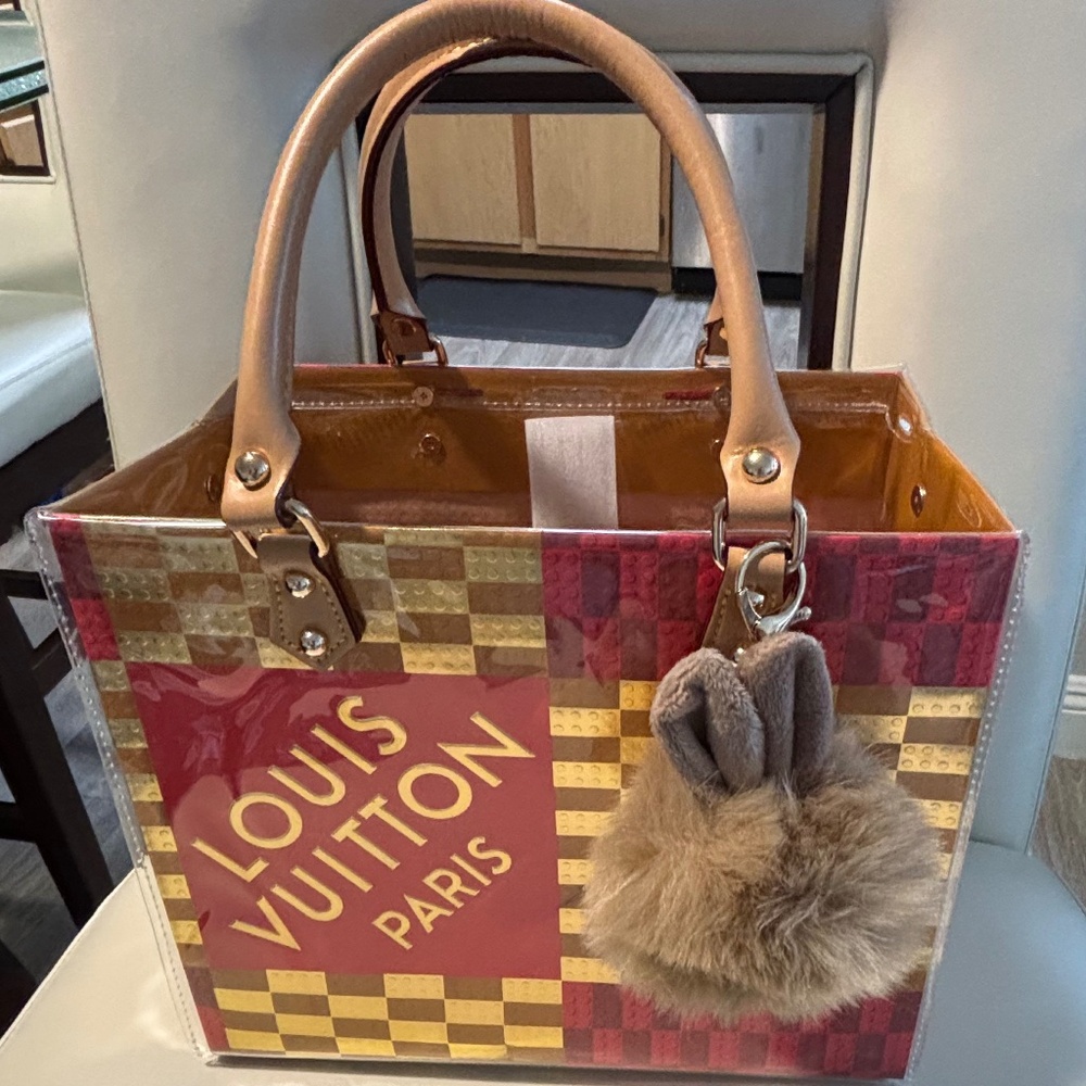 Louis Vuitton Red and Brown Elegant Shoulder Bag